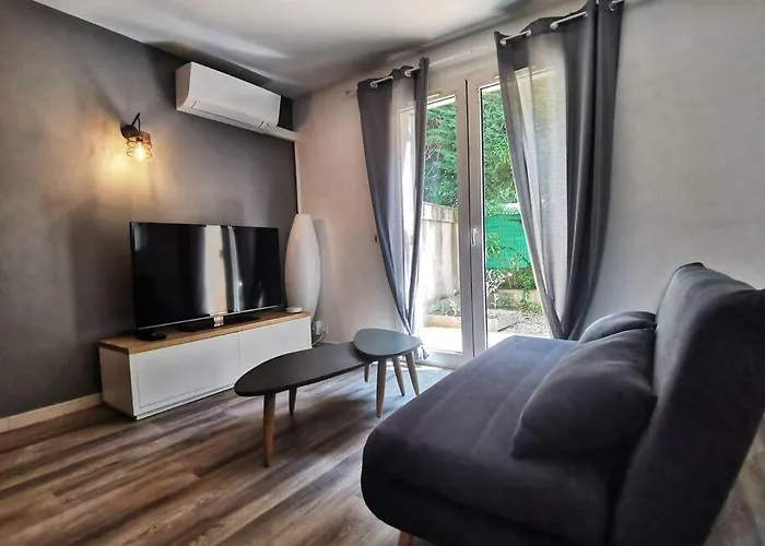 Les Quatre Loges - Joli T2 Jardinet Et Parking *3